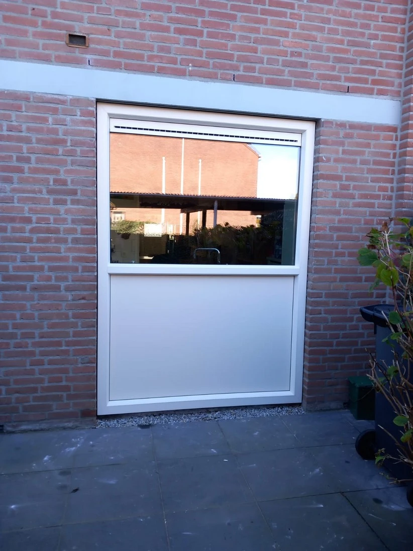 Kunststof kozijnen geplaatst bij een woning in Ede